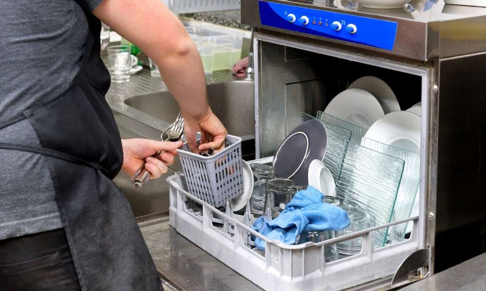 Clean Dishwasher With Vinegar Baking Soda