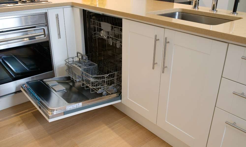 Kitchen Cabinets With Dishwasher